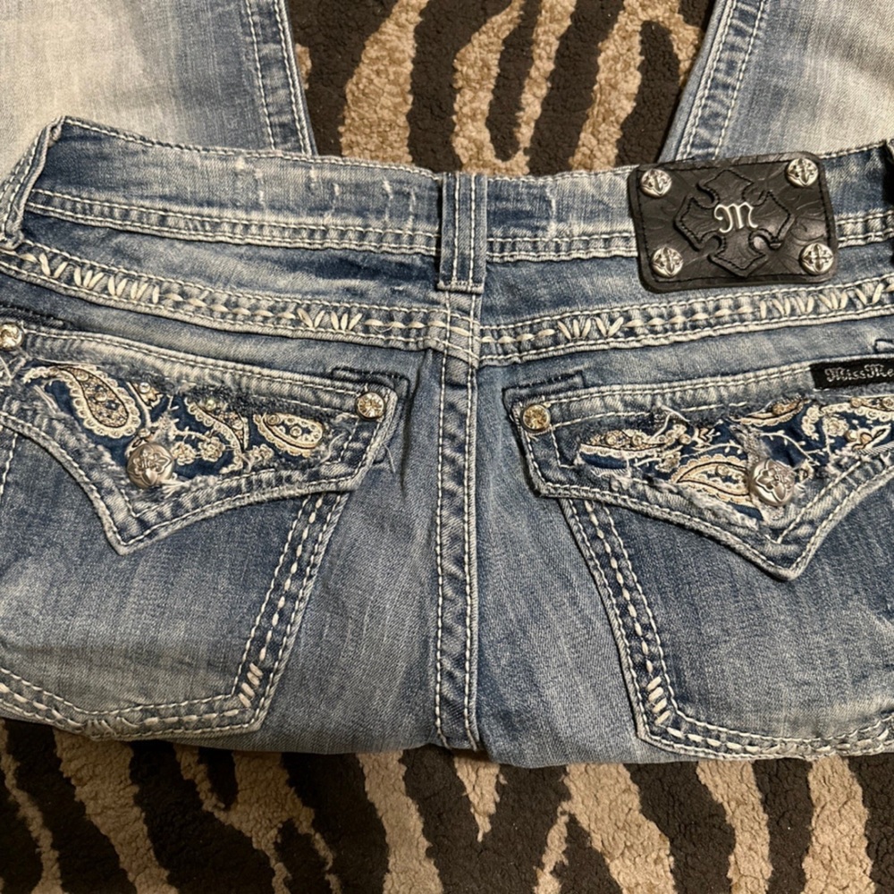 Miss Me cuffed capri blue jeans, size 30, brand new with tags.